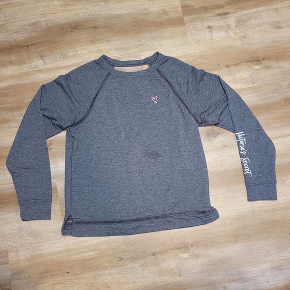 Victoria secret shirt - Picture 2 of 8